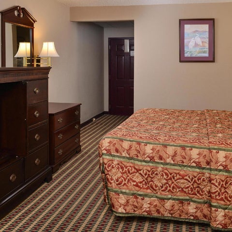 Image #1 of 5-Guestroom