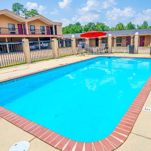 Image #1 of 5-Swimming Pool