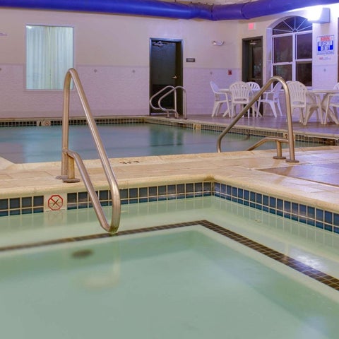 Image #1 of 5-Swimming Pool