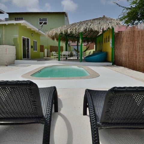 Image #1 of 5-Patio