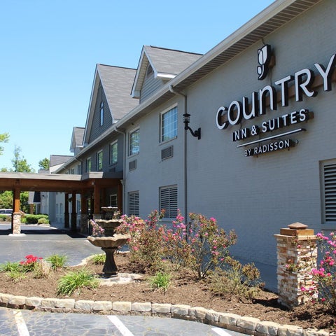 Image #1 of 5-Facade/Entrance