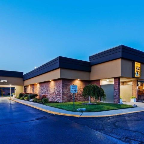 Image #1 of 5-Property Building