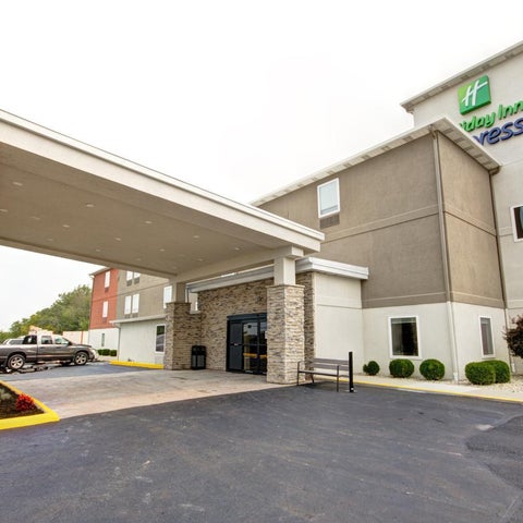 Image #1 of 5-Property Building