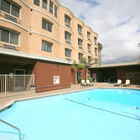 Image #1 of 5-Swimming Pool