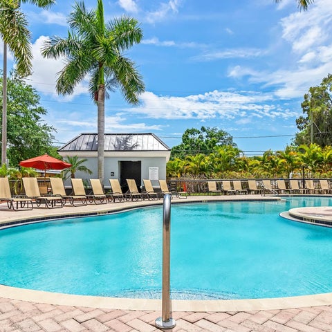 Image #1 of 5-Swimming Pool