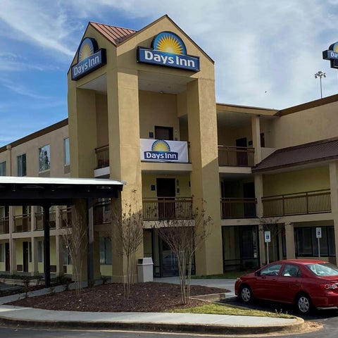 Image #1 of 5-Property Building
