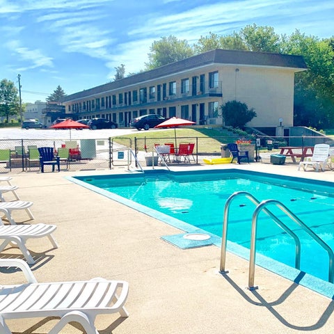 Image #1 of 5-Swimming Pool