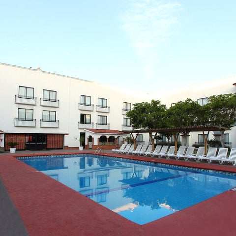 Image #1 of 5-Swimming Pool