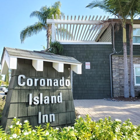Image #1 of 5-Facade/Entrance