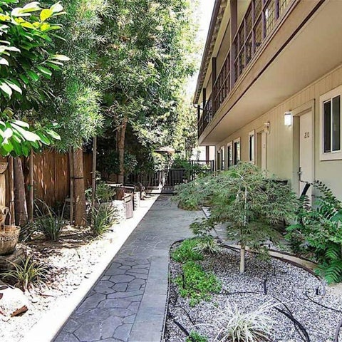 Image #1 of 5-Property Building