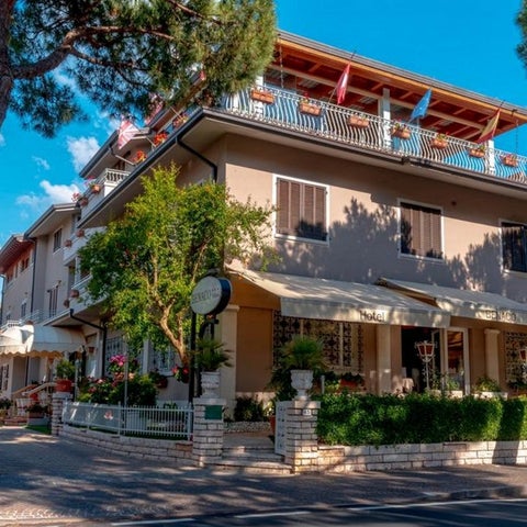 Image #1 of 5-Property Building