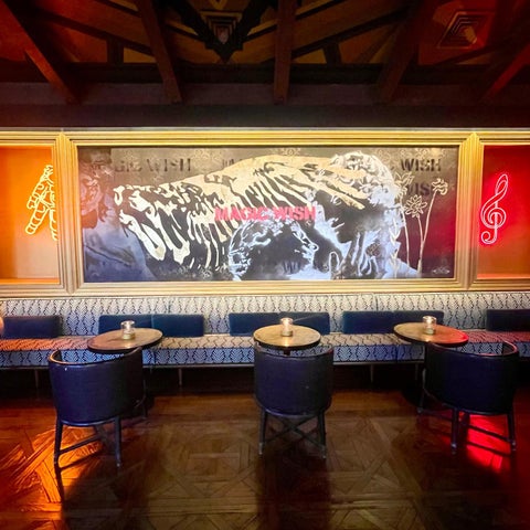 Image #1 of 5-Restaurant/Places To Eat
