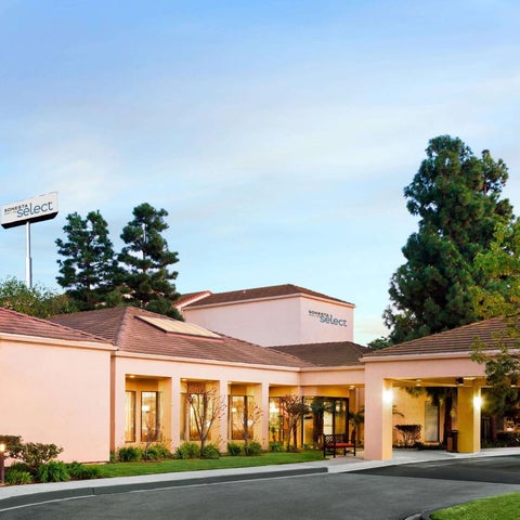 Image #1 of 5-Property Building