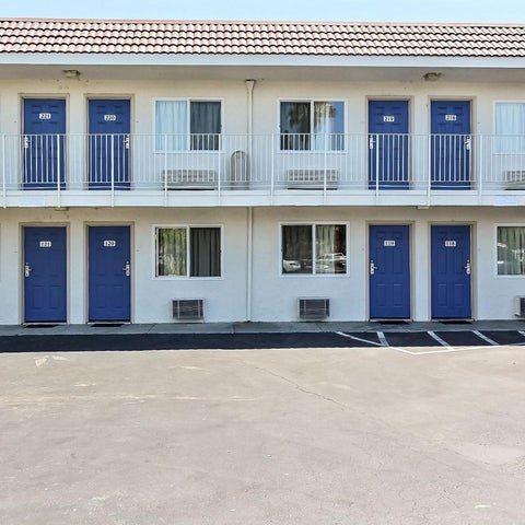 Image #1 of 5-Facade/Entrance