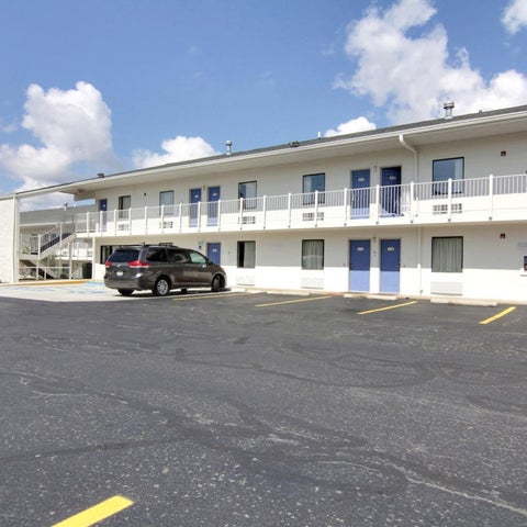 Image #1 of 5-Property Building