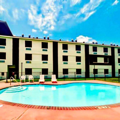 Image #1 of 5-Swimming Pool