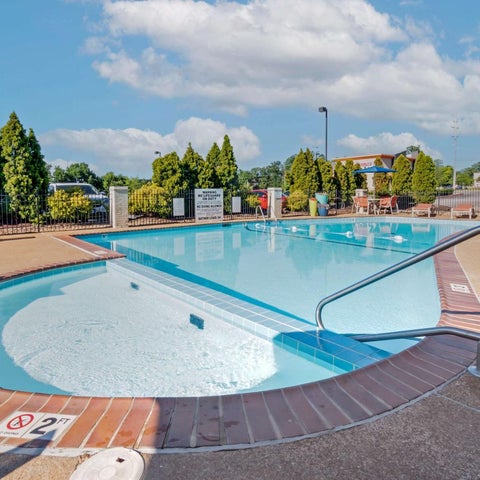 Image #1 of 5-Pool View