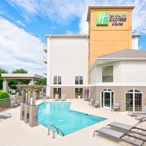 Image #1 of 5-Swimming Pool