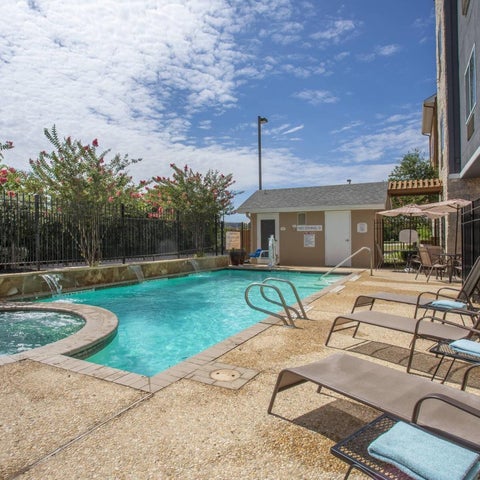 Image #1 of 5-Swimming Pool