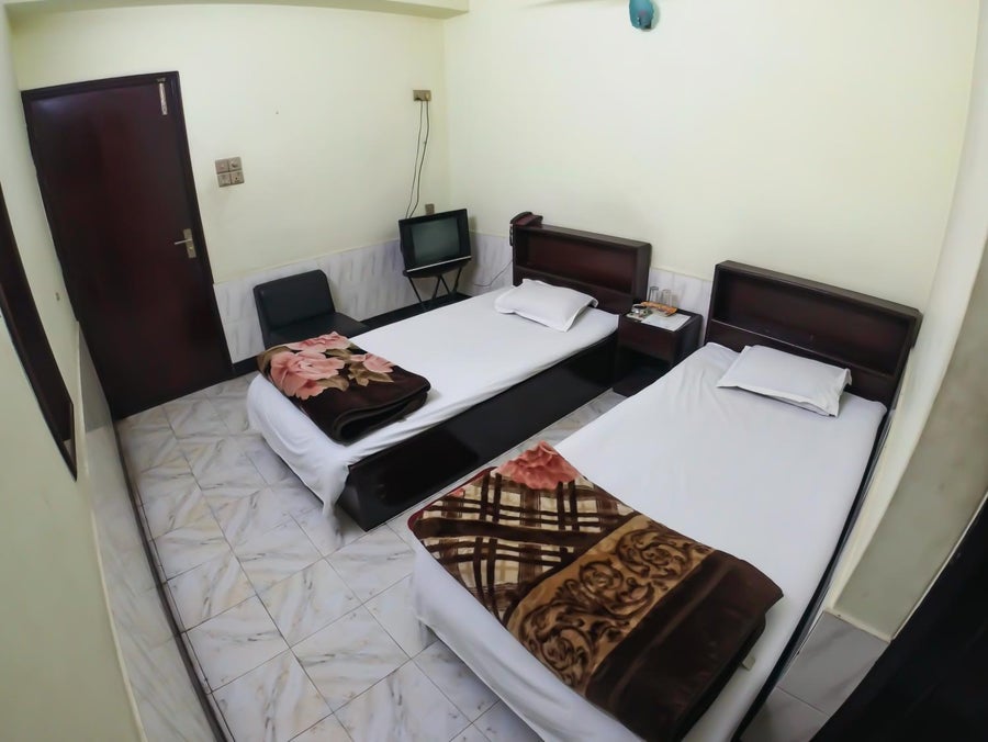 Twin Room with Private Bathroom 2
