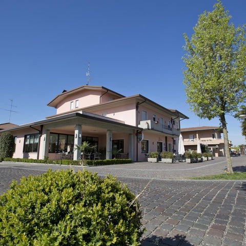 Image #1 of 5-Property Building