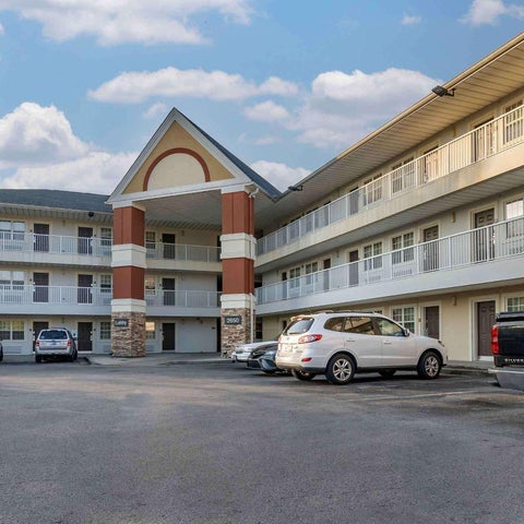 Image #1 of 5-Property Building