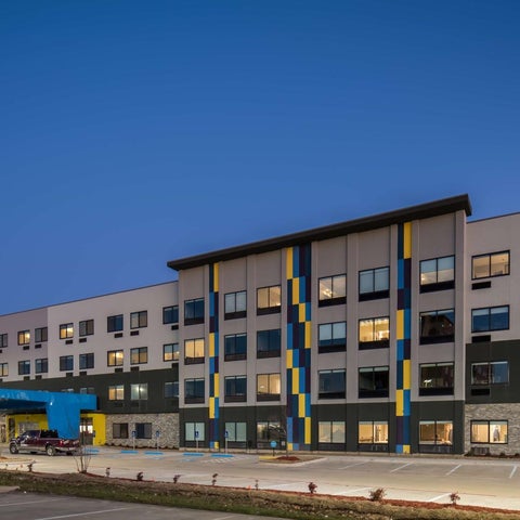 Image #1 of 5-Property Building