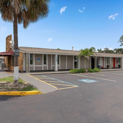 Image #1 of 5-Property Building