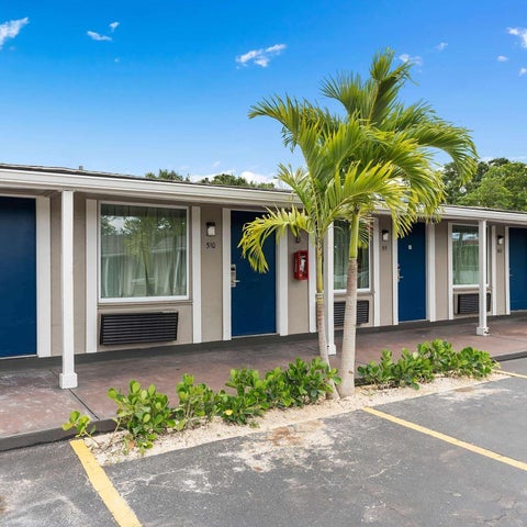 Image #1 of 5-Property Building