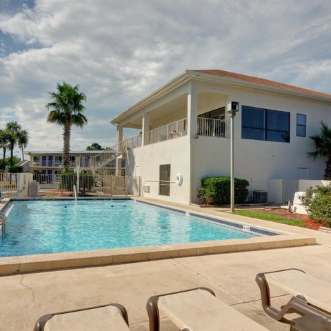 Image #1 of 5-Swimming Pool
