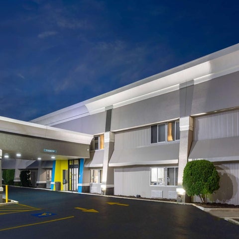 Image #1 of 5-Property Building