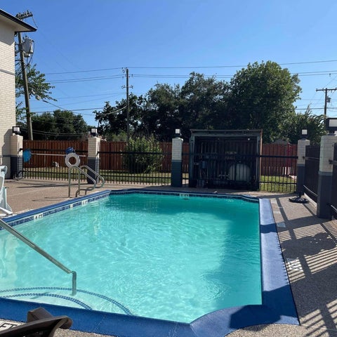 Image #1 of 5-Pool View