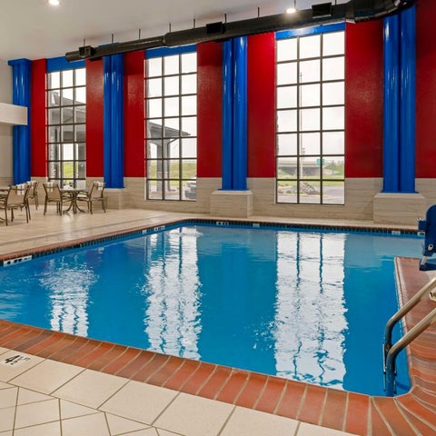 Image #1 of 5-Pool View