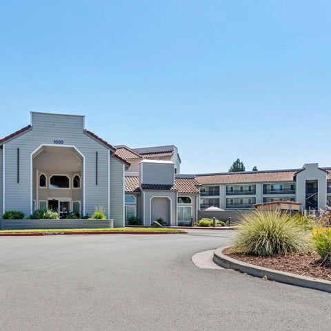 Image #1 of 5-Property Building