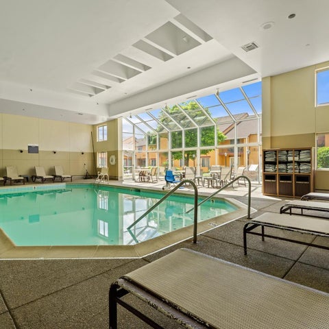 Image #1 of 5-Swimming Pool