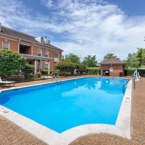 Image #1 of 5-Pool View