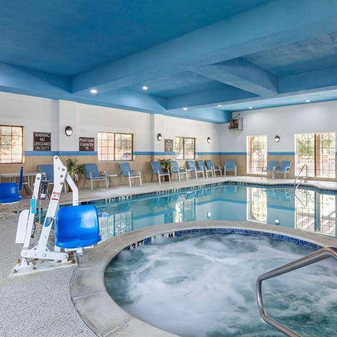 Image #1 of 5-Pool View