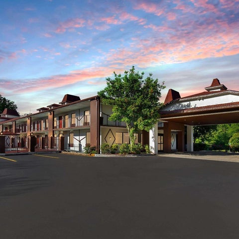 Image #1 of 5-Property Building
