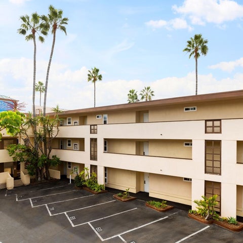 Image #1 of 5-Property Building