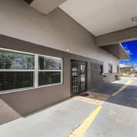 Image #1 of 5-Property Building