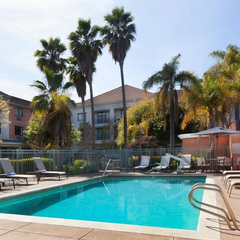 Image #1 of 5-Swimming Pool