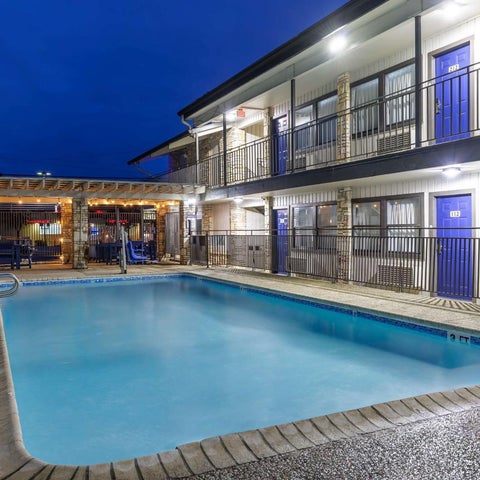 Image #1 of 5-Pool View