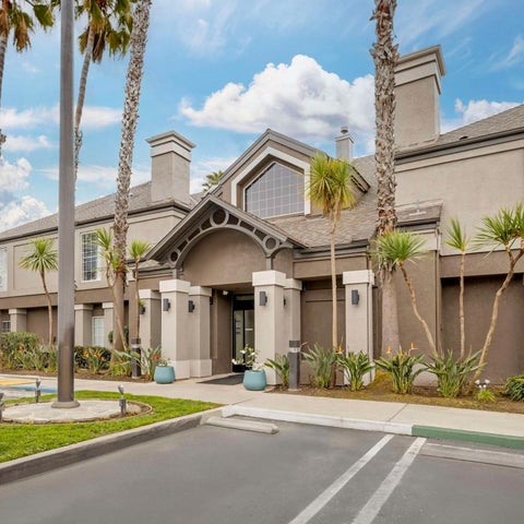Image #1 of 5-Property Building