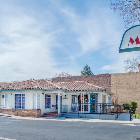 Image #1 of 5-Property Building