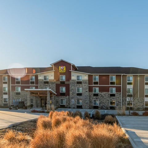 Image #1 of 5-Property Building