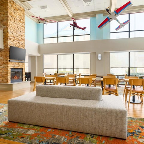 Image #1 of 5-Lobby or Reception