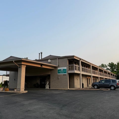 Image #1 of 5-Property Building