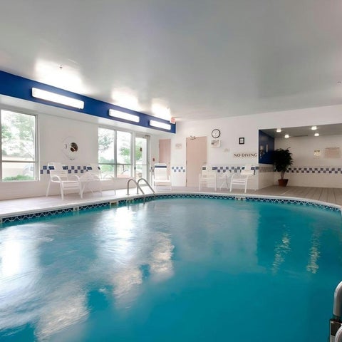Image #1 of 5-Swimming Pool
