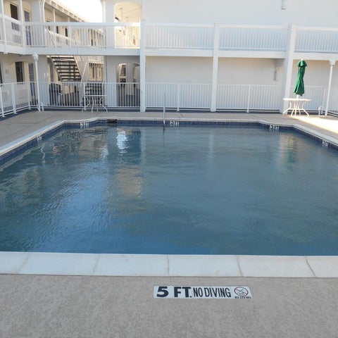 Image #1 of 5-Swimming Pool