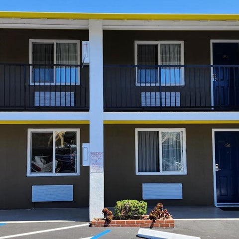 Image #1 of 5-Property Building